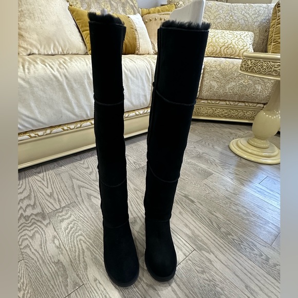 UGG OVER THE KNEE BLACK SHEARLING BOOTS BRAND NEW - Picture 6 of 7
